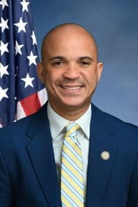 Manny De Los Santos