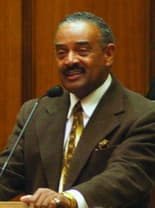 Vernon Smith