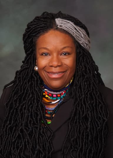 Jennifer Bacon